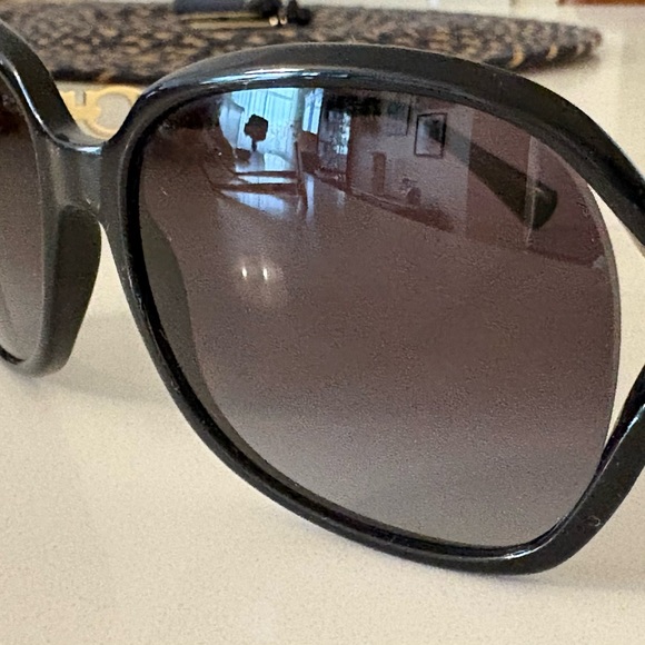 Black and Gold Sunglasses - Picture 3 of 5